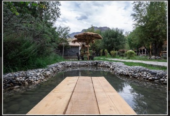 hotel near sand dunes nubra